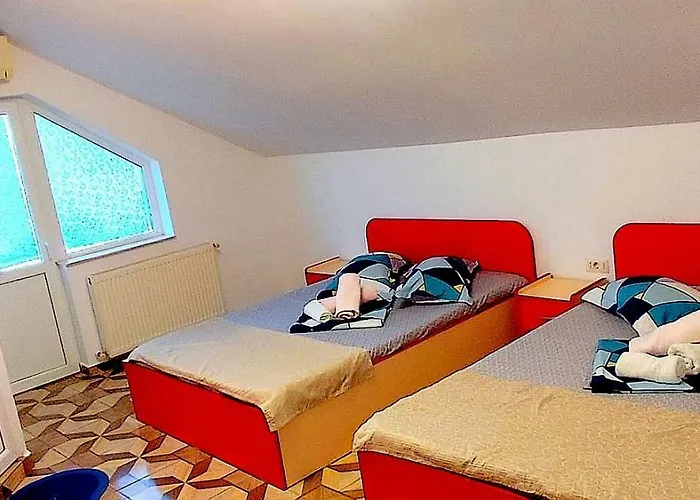 Quarto em Acomodações Particulares Lili *